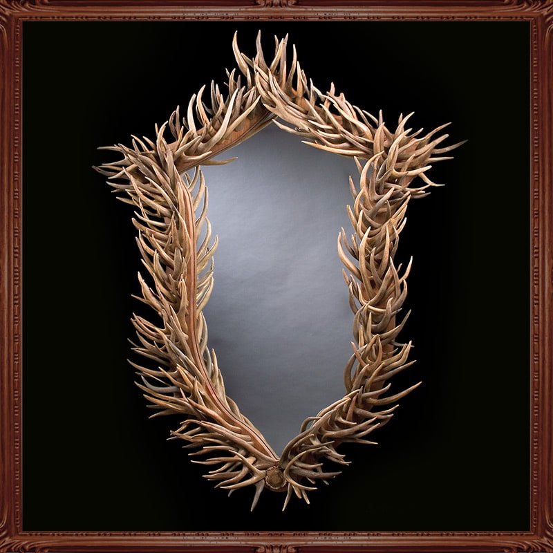 littlebighornsantlerchandeliers.com | Mirrors Braveheart