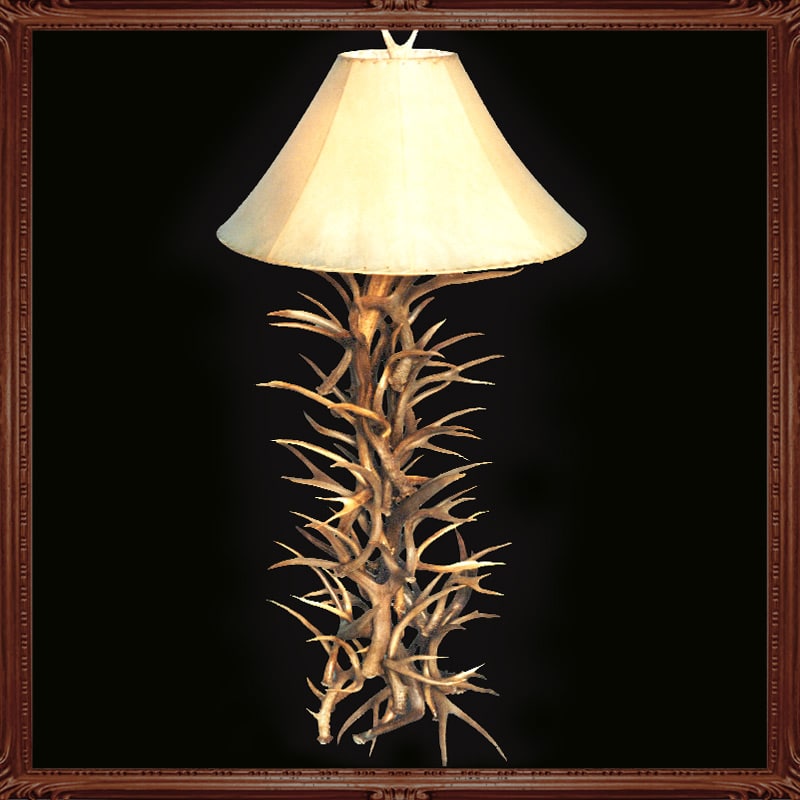 littlebighornsantlerchandeliers.com | Lamps Saguaro Cactus